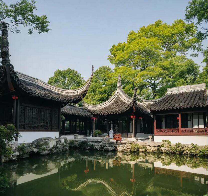 信阳师河梦菡建设有限公司